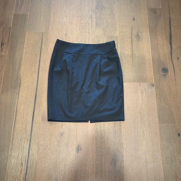 The Limited Mini Pencil Skirt Navy W 15” L 18” - Picture 3 of 9